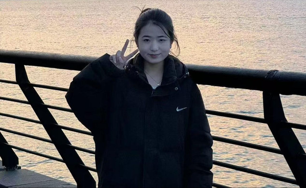 南宫体育